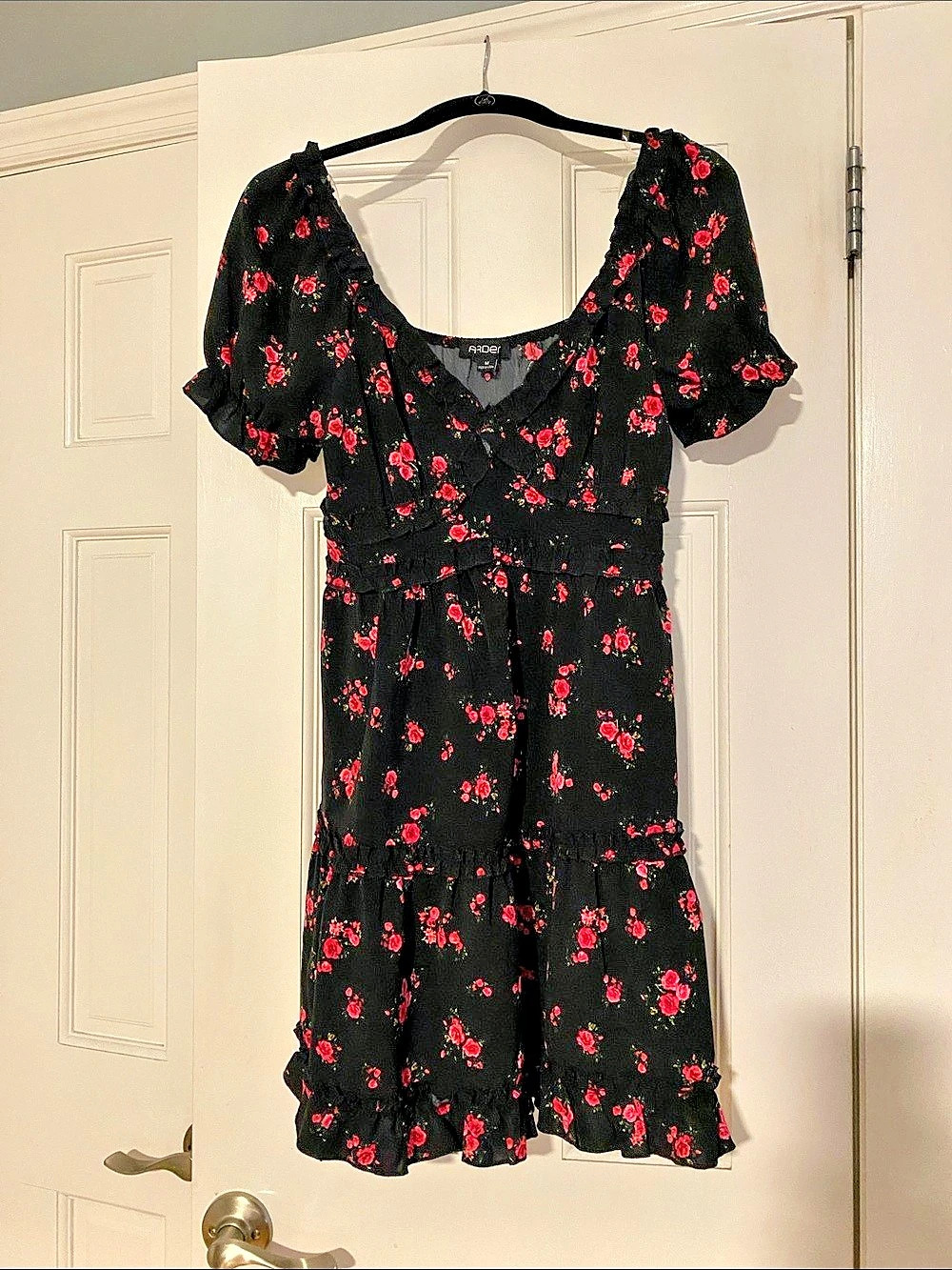 Arden B Floral Mini Dress in Black & Hot Pink Size Medium Like New